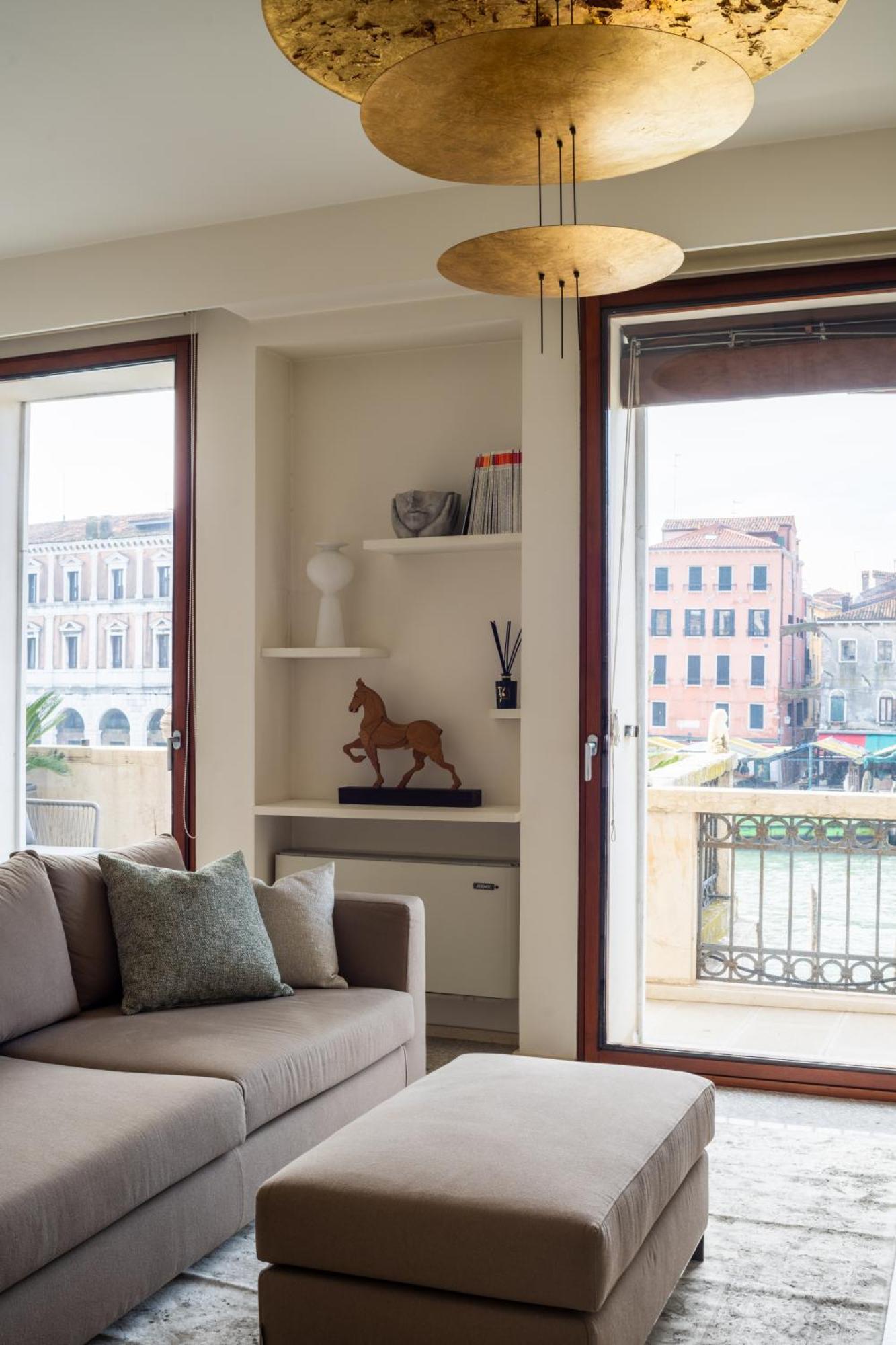Grand Canal Luxury Apartment With Terrace R&R เวนิส ภายนอก รูปภาพ